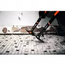 Чук за разбиване и къртене с ергономична дръжка FISKARS IsoCore M 0.567кг, антивибрационнен - small, 265141