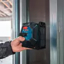 Линеен лазерен нивелир BOSCH GLL 20-22 G + BT 150, 2 лазерни линии, точност 3mm/10m, автоматично - small, 264075