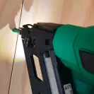 Такер акумулаторен HITACHI/HIKOKI NT1865DAAW9Z, 18V, 2.0-5.0Ah, Li-Ion, за гвоздеи 32-64мм (тип 15GA), безчетков - small, 267999