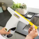 Уред за почистване на стъкла KARCHER WV 1 Compact Care, 3.7V, Li-Ion, 10W, 100мл - small, 280711