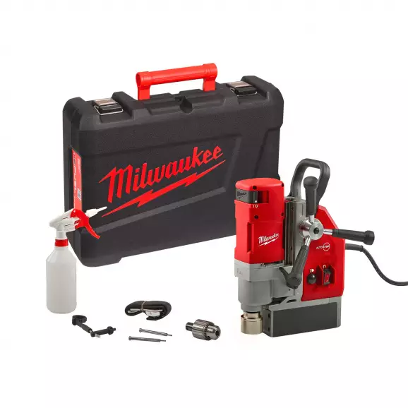 Бормашина с магнитна стойка MILWAUKEE MDE 41, 1200W, 475-730об/мин