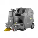 Седлова подопочистваща машина KARCHER KM 100/120 R Bp Pack, 24V, 240Ah, 120л, 730мм, 6000м2 - small