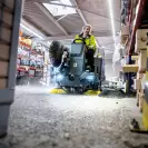 Седлова подопочистваща машина KARCHER KM 100/120 R Bp Pack 4SB, 24V, 240Ah, 120л, 730мм, 13800м2 - small, 236599