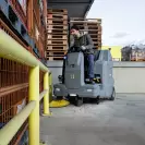 Седлова подопочистваща машина KARCHER KM 100/120 R G, 6.3kW, 120л, 730мм, 7000м2 - small, 236602
