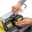 Акумулаторна косачка KARCHER LMO 4-18 DUAL, 18+18V, 2.5-5.0Ah, Li-Ion, 370мм, безчетков мотор - small, 248270