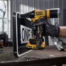 Акумулаторна нитачка DEWALT DCF403NT, 18V, 1.5-5.0Ah, Li-Ion, 2.4-4.8мм, безчетков - small, 239876